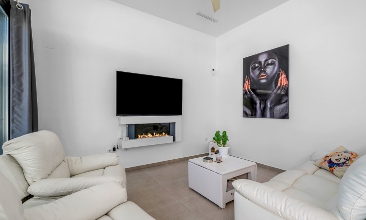 Wederverkoop - Independent villa - Calasparra - Urbanización coto riñales