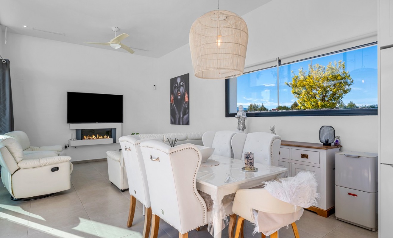 Wederverkoop - Independent villa - Calasparra - Urbanización coto riñales