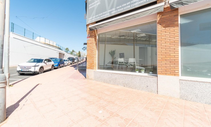 Location longue durée - Commercial Unit - Orihuela Costa - Playa Flamenca