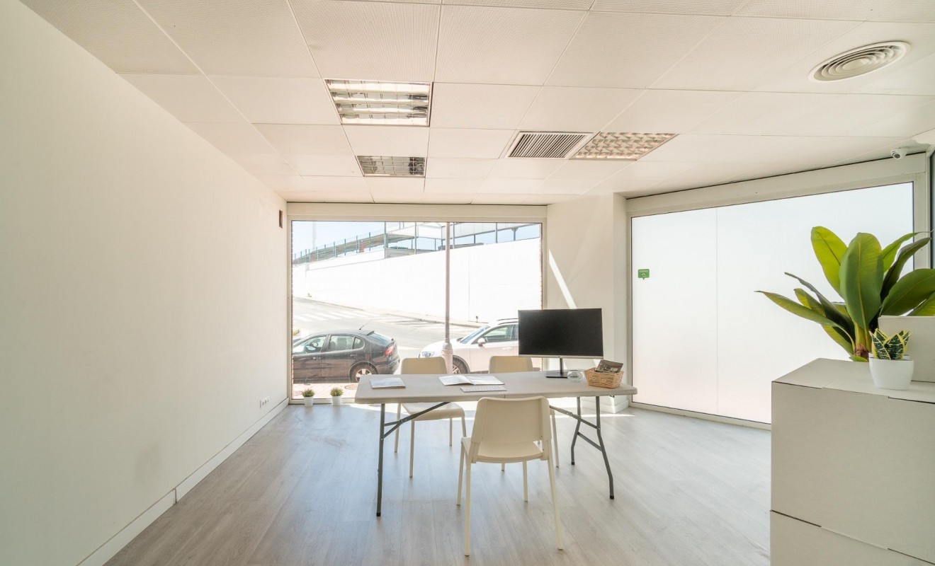 Location longue durée - Commercial Unit - Orihuela Costa - Playa Flamenca