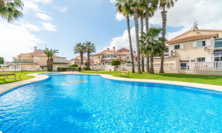 Wederverkoop - Chalet - Orihuela Costa - Zeniamar-Horizonte-La Campana