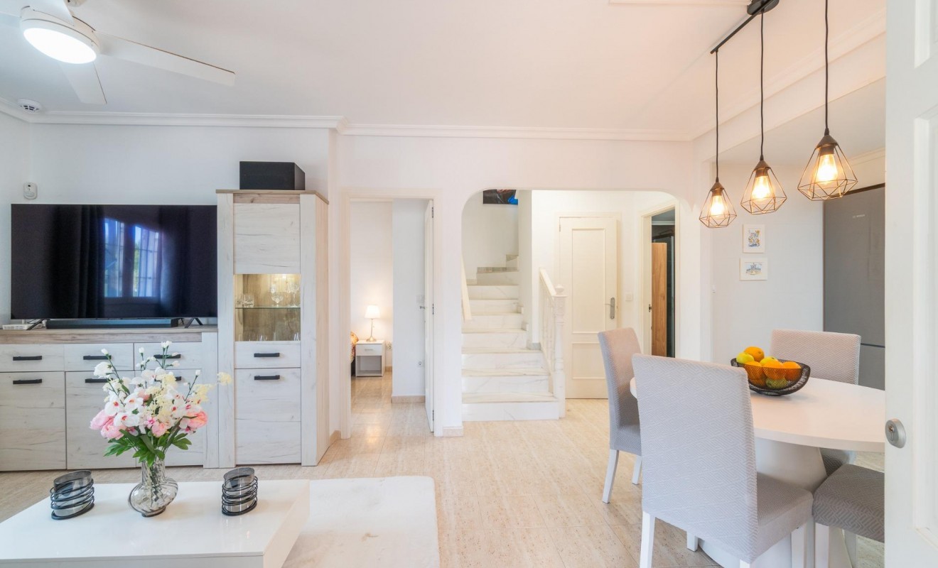 Wederverkoop - Chalet - Orihuela Costa - Zeniamar-Horizonte-La Campana