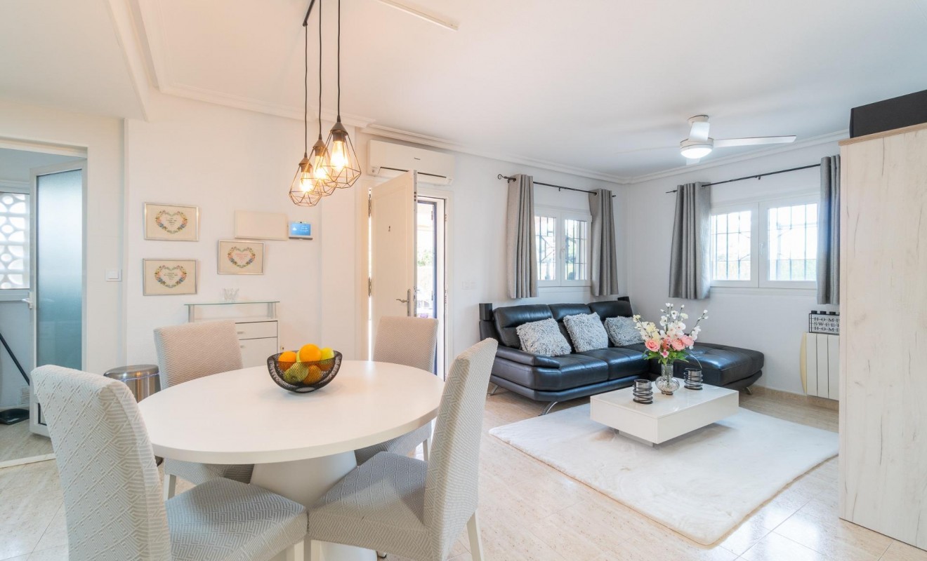 Wederverkoop - Chalet - Orihuela Costa - Zeniamar-Horizonte-La Campana