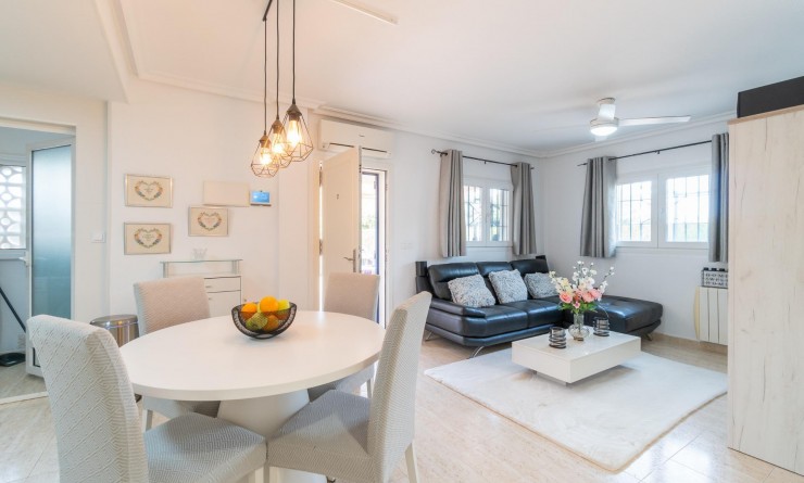 Wederverkoop - Chalet - Orihuela Costa - Zeniamar-Horizonte-La Campana