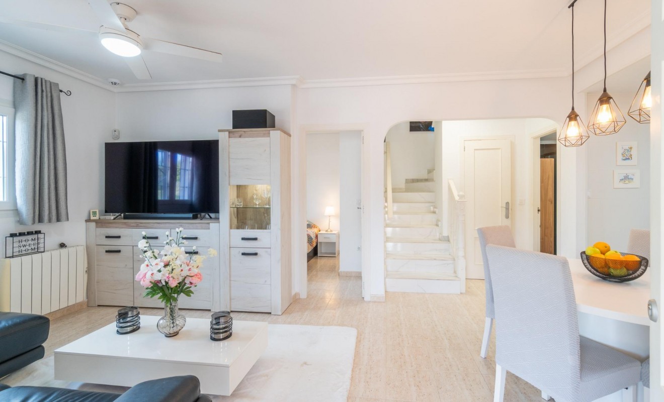 Wederverkoop - Chalet - Orihuela Costa - Zeniamar-Horizonte-La Campana