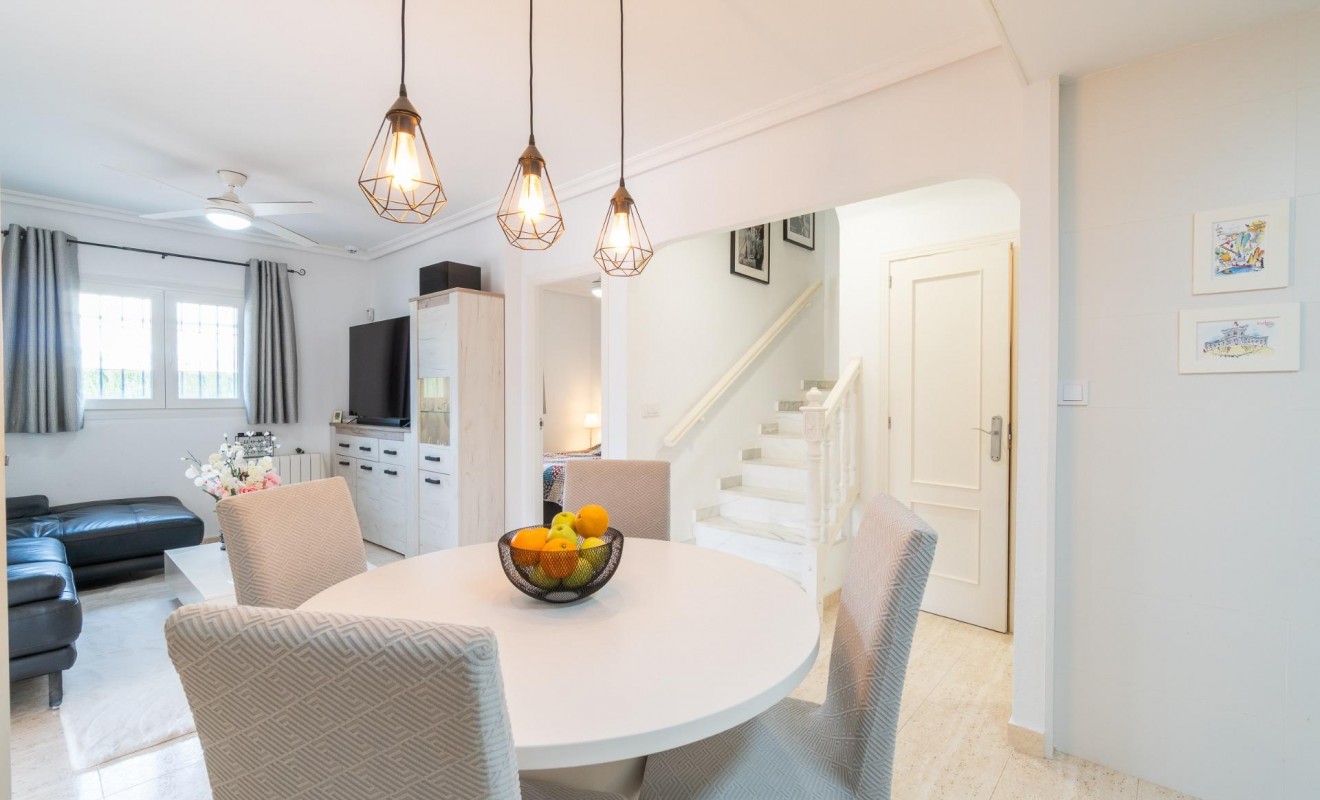 Wederverkoop - Chalet - Orihuela Costa - Zeniamar-Horizonte-La Campana