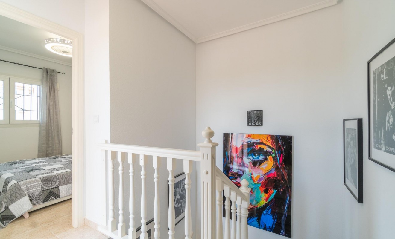 Wederverkoop - Chalet - Orihuela Costa - Zeniamar-Horizonte-La Campana