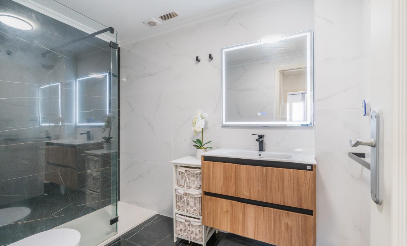 Wederverkoop - Chalet - Orihuela Costa - Zeniamar-Horizonte-La Campana