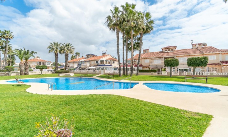 Wederverkoop - Chalet - Orihuela Costa - Zeniamar-Horizonte-La Campana