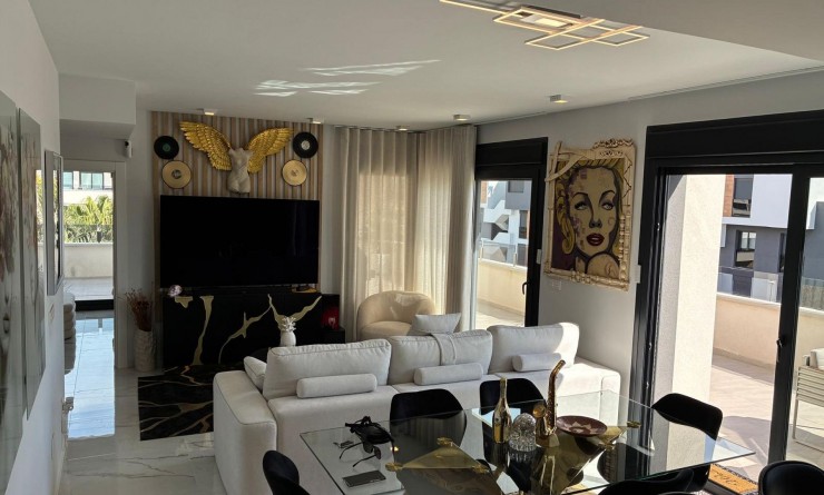 Revente - Attique - Los Altos