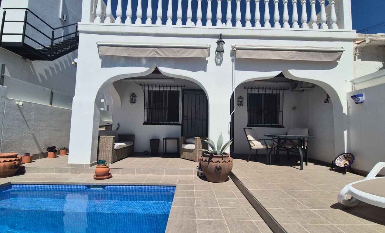 Wederverkoop - Bungalow - Villamartín - Costa Blanca