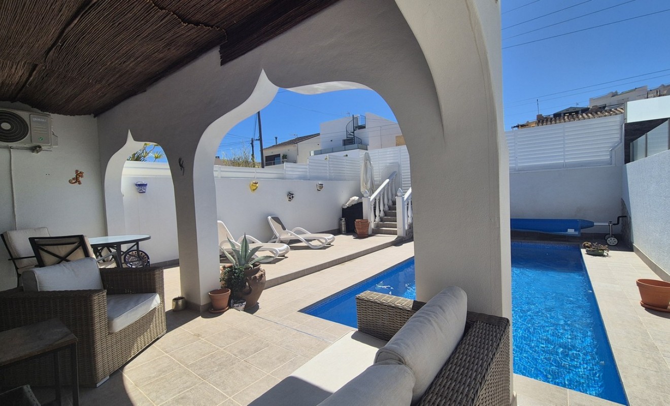 Wederverkoop - Bungalow - Villamartín - Costa Blanca