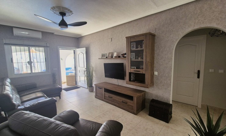 Wederverkoop - Bungalow - Villamartín - Costa Blanca