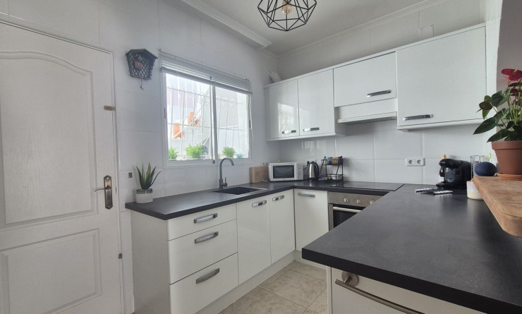 Wederverkoop - Bungalow - Villamartín - Costa Blanca