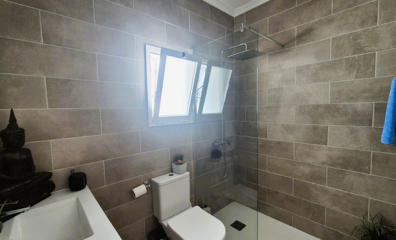 Wederverkoop - Bungalow - Villamartín - Costa Blanca