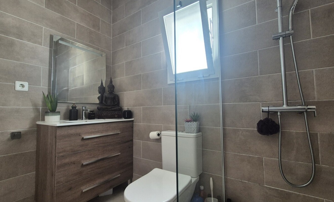 Wederverkoop - Bungalow - Villamartín - Costa Blanca