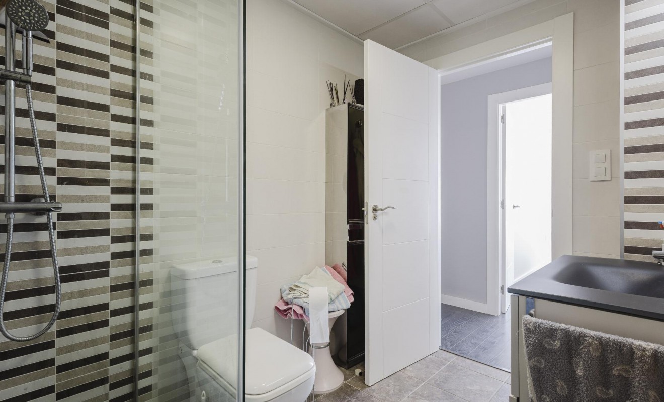 Wederverkoop - Apartamento - Torrevieja - Playa del Acequión