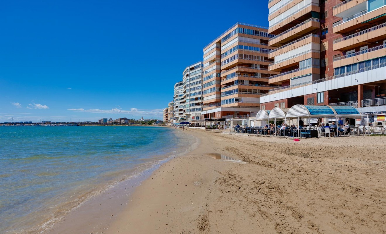 Wederverkoop - Apartamento - Torrevieja - Playa del Acequión