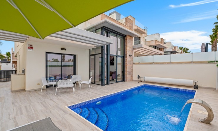 Revente - Villa - Orihuela Costa - Lomas de Cabo Roig