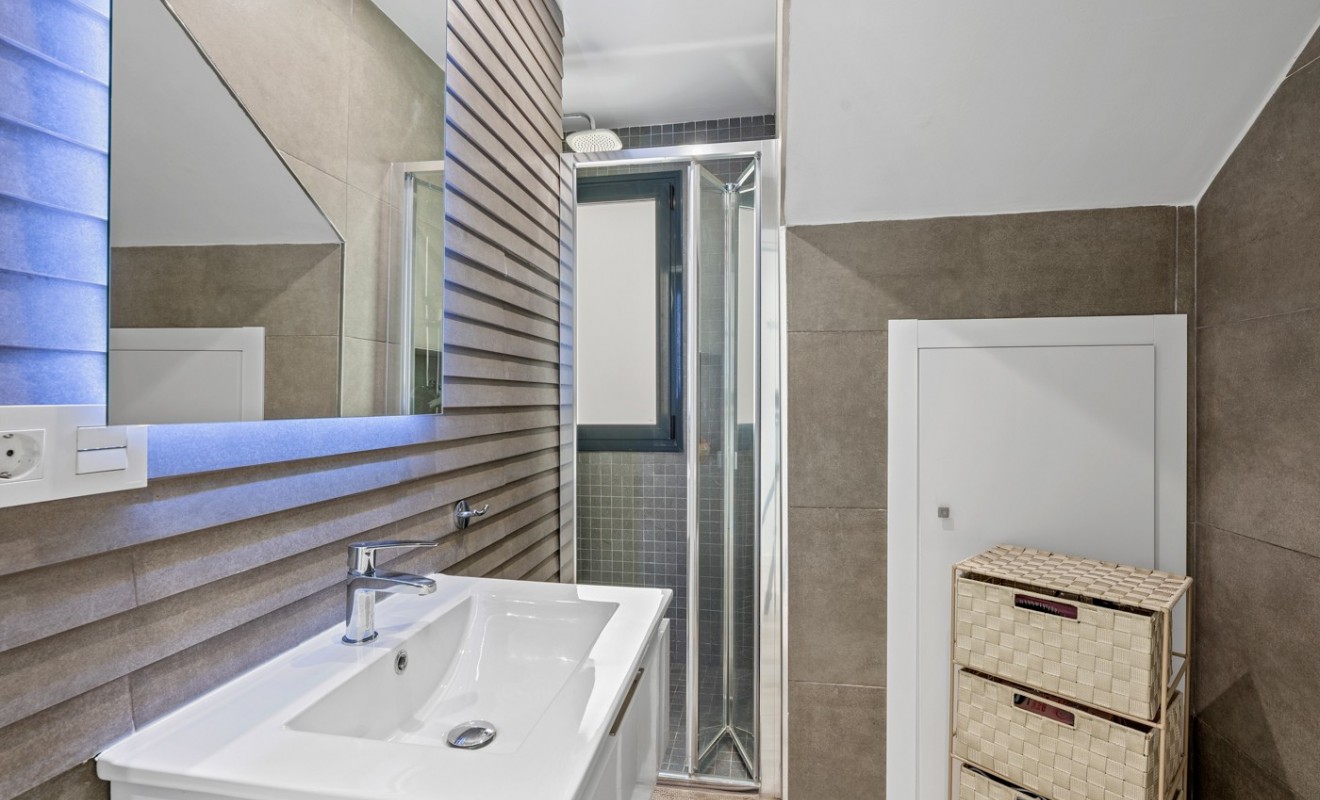 Revente - Villa - Orihuela Costa - Lomas de Cabo Roig