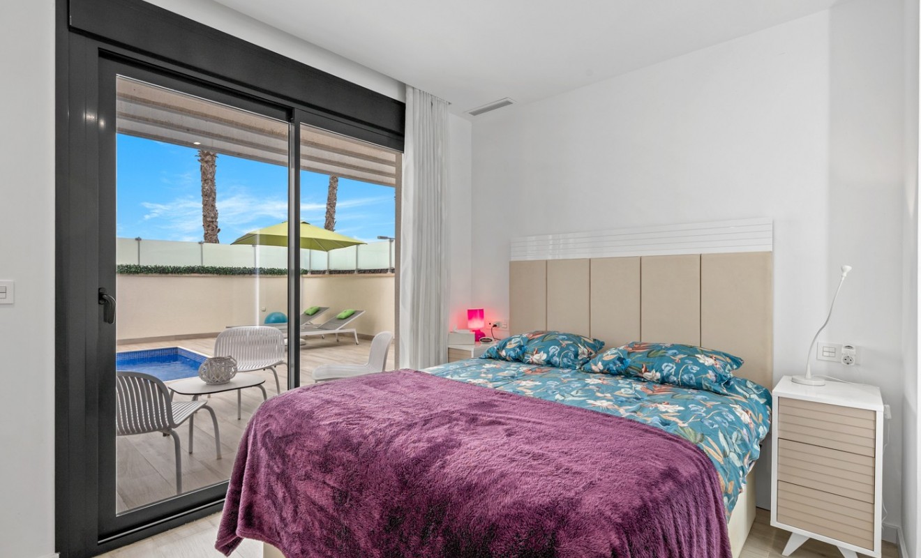 Revente - Villa - Orihuela Costa - Lomas de Cabo Roig