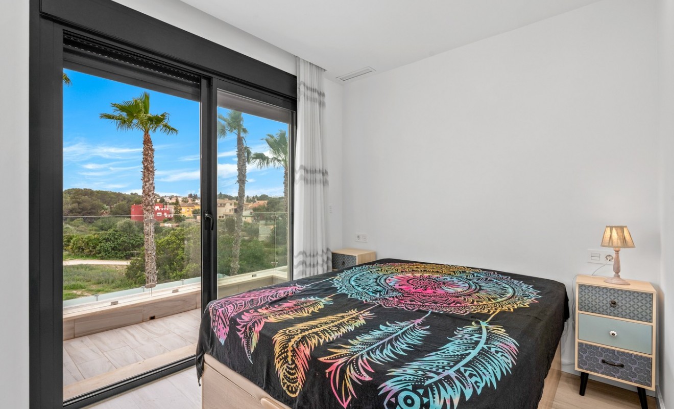 Revente - Villa - Orihuela Costa - Lomas de Cabo Roig