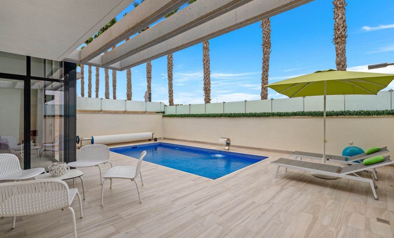 Revente - Villa - Orihuela Costa - Lomas de Cabo Roig