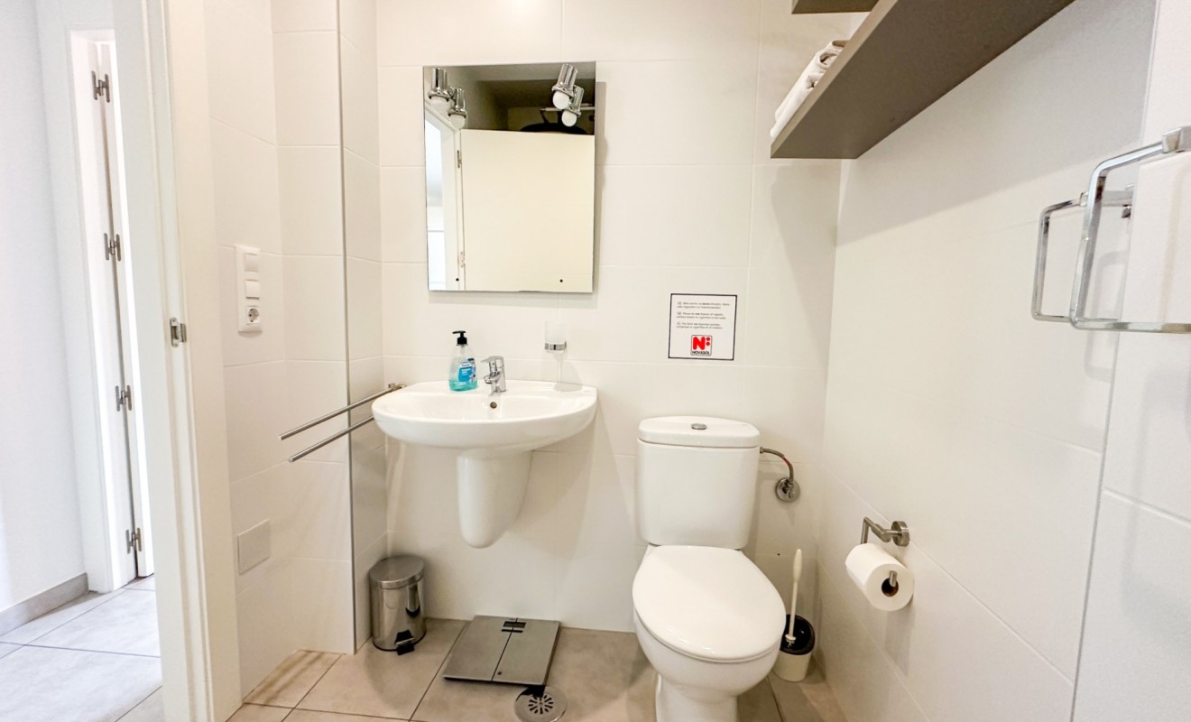 Wederverkoop - Apartment / flat - Orihuela Costa - Los Dolses