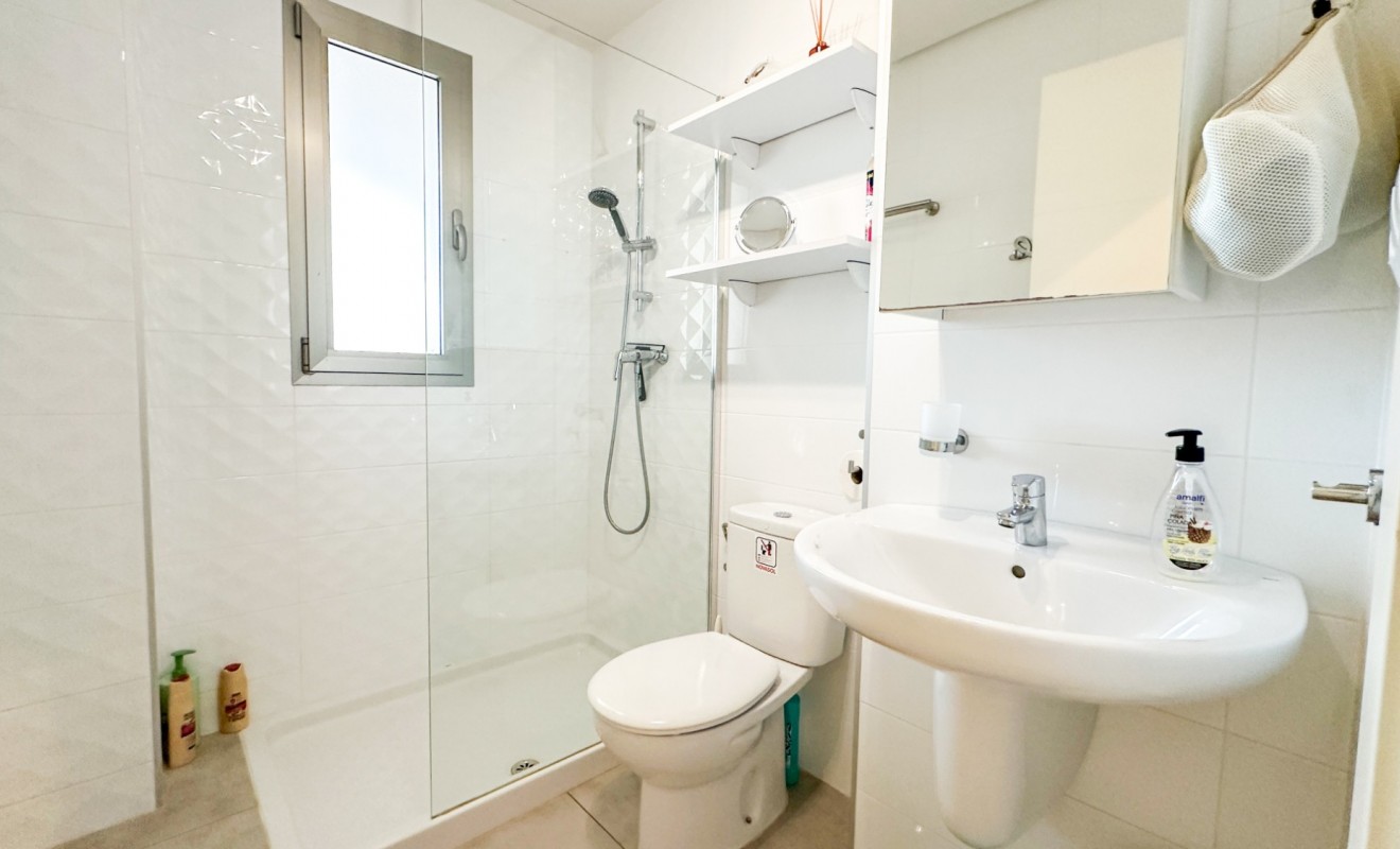 Wederverkoop - Apartment / flat - Orihuela Costa - Los Dolses