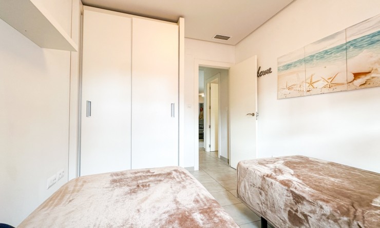 Wederverkoop - Apartment / flat - Orihuela Costa - Los Dolses