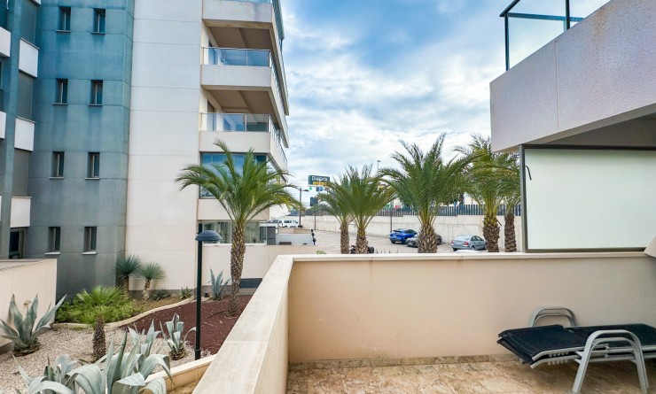 Wederverkoop - Apartment / flat - Orihuela Costa - Los Dolses