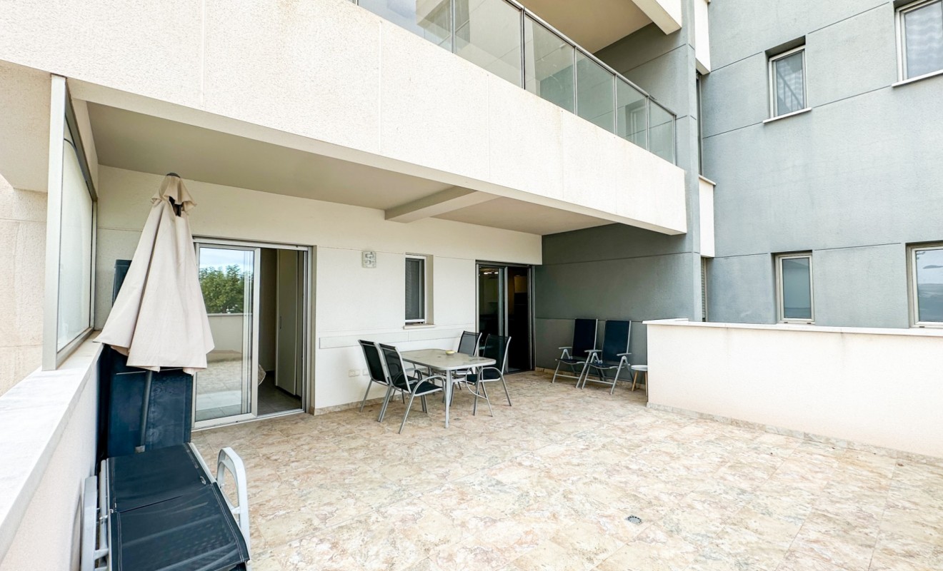 Wederverkoop - Apartment / flat - Orihuela Costa - Los Dolses