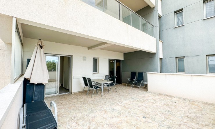 Wederverkoop - Apartment / flat - Orihuela Costa - Los Dolses
