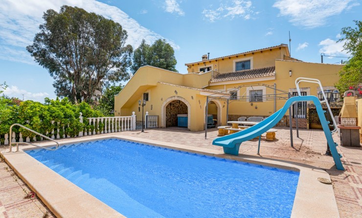 Sale - Villa - Jacarilla