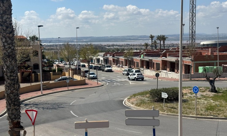 Revente - Bungalow - Torrevieja - Aguas Nuevas