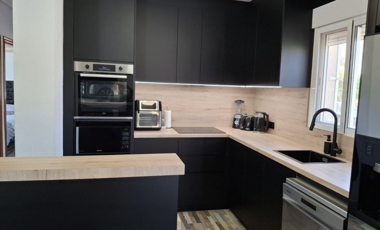 Wederverkoop - Villa Detached - Ciudad quesada - Doña pepa