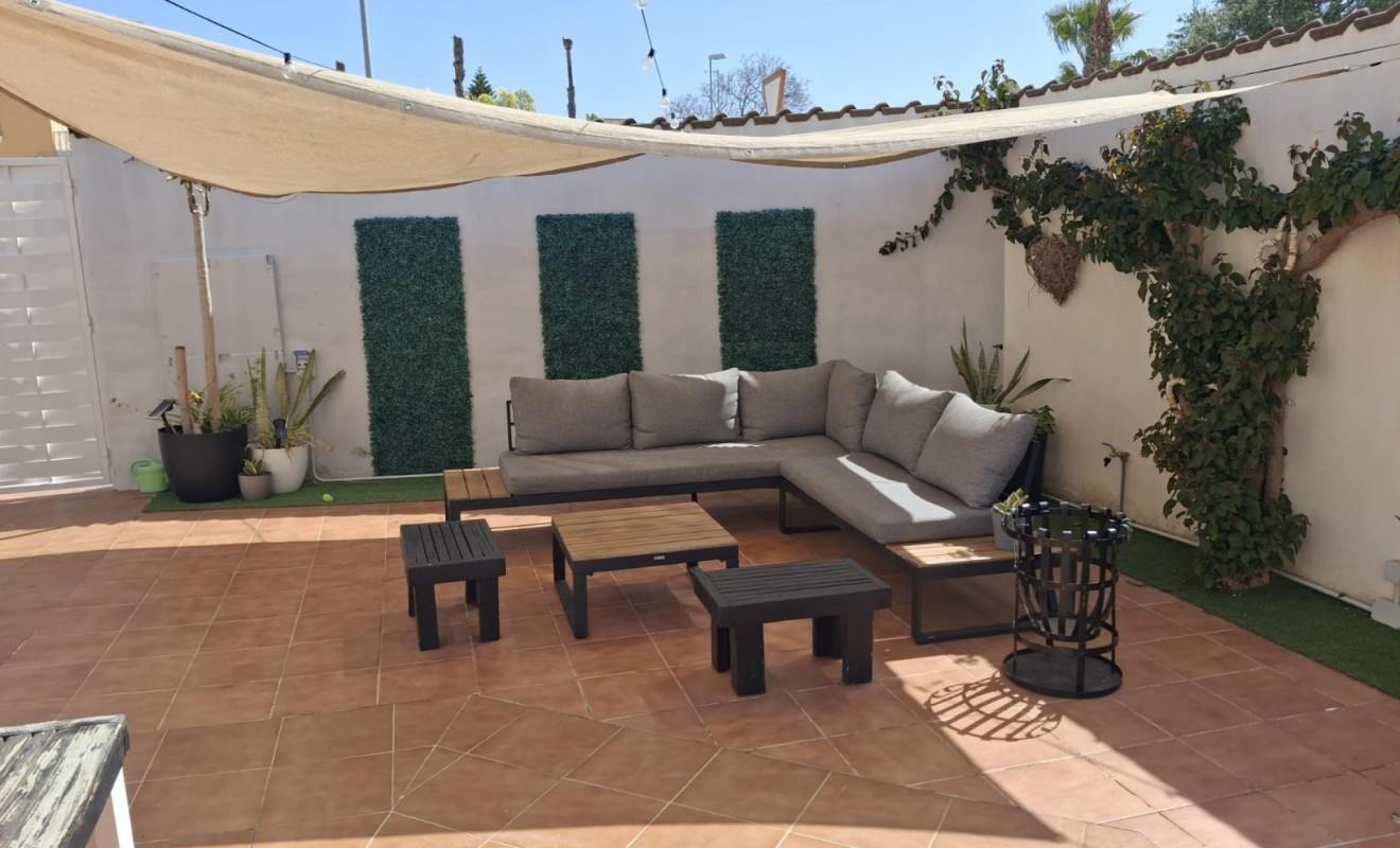 Wederverkoop - Villa Detached - Ciudad quesada - Doña pepa