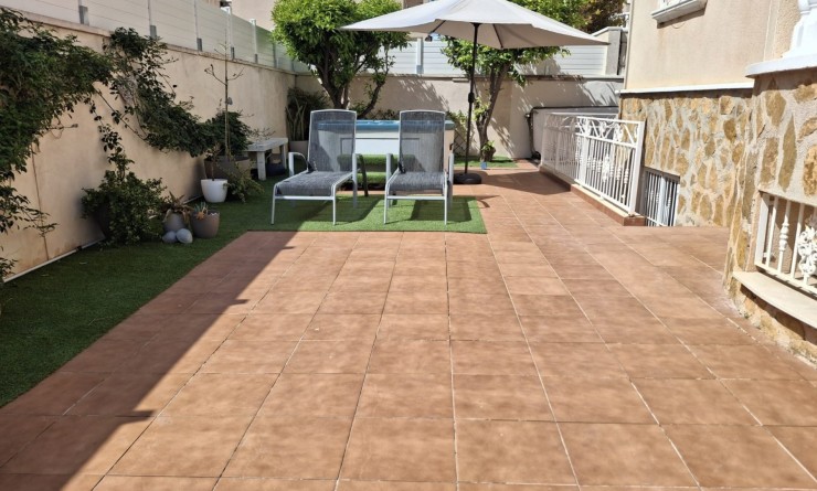 Wederverkoop - Villa Detached - Ciudad quesada - Doña pepa