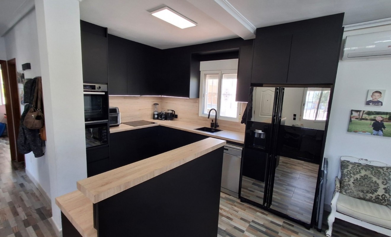 Wederverkoop - Villa Detached - Ciudad quesada - Doña pepa