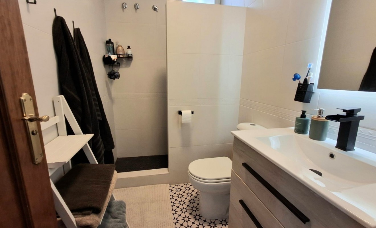 Wederverkoop - Villa Detached - Ciudad quesada - Doña pepa