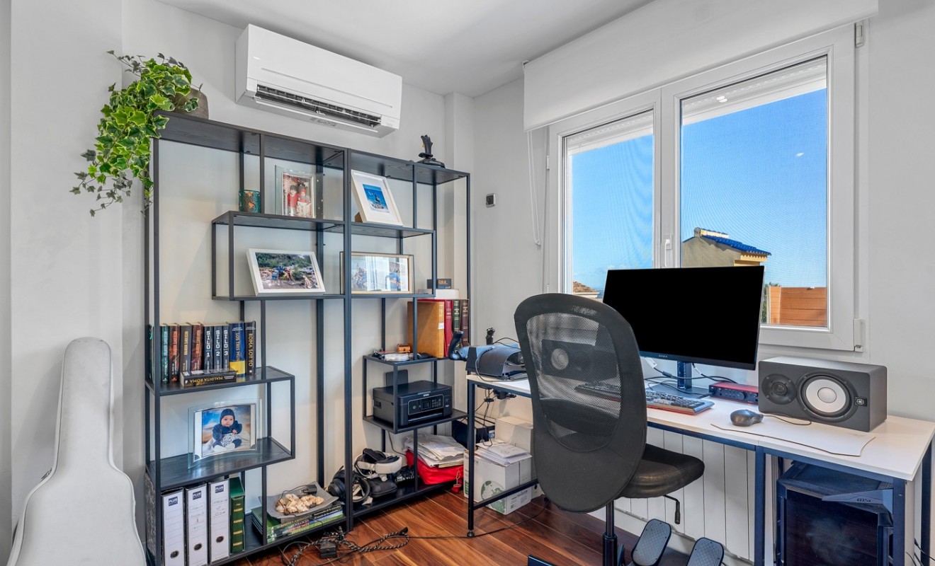 Wederverkoop - Villa - San Miguel de Salinas - Ciudad De Las Comunicaciones