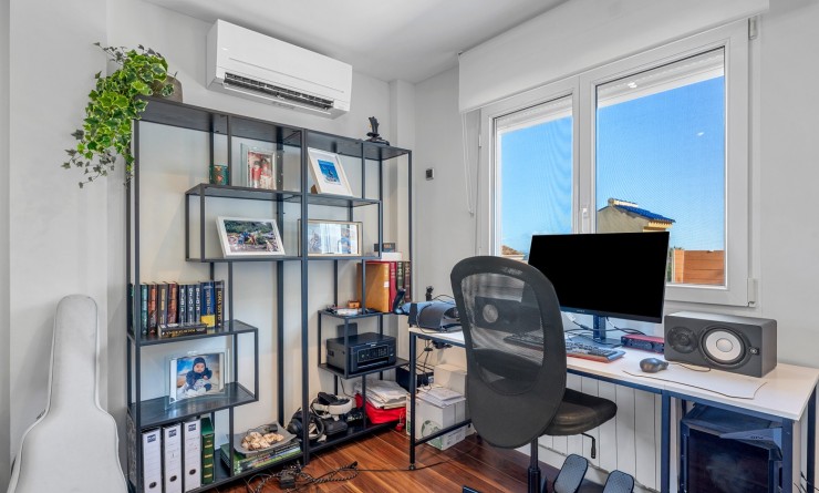 Wederverkoop - Villa - San Miguel de Salinas - Ciudad De Las Comunicaciones