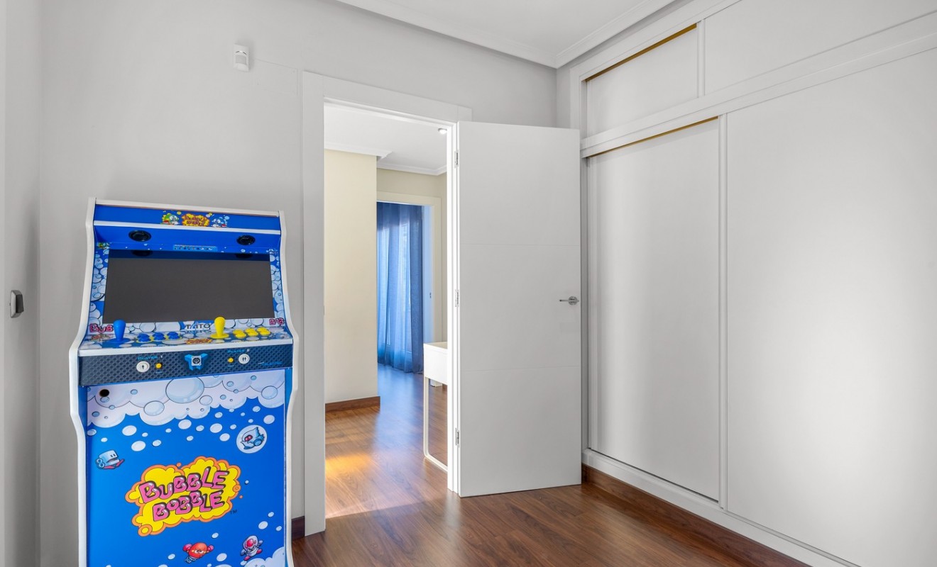 Wederverkoop - Villa - San Miguel de Salinas - Ciudad De Las Comunicaciones