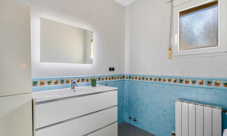 Wederverkoop - Villa - San Miguel de Salinas - Ciudad De Las Comunicaciones