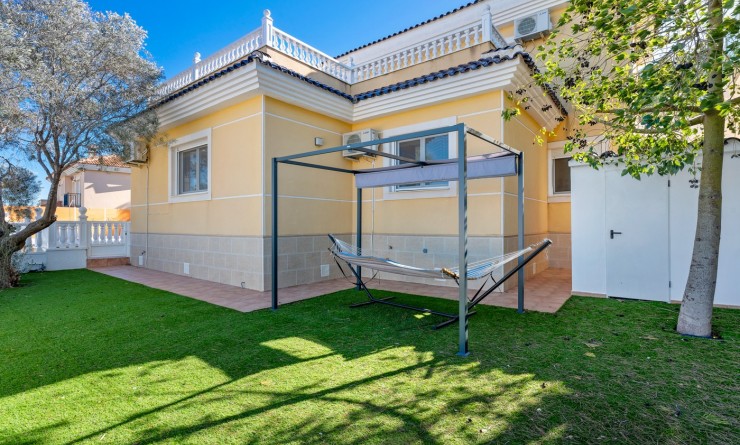 Wederverkoop - Villa - San Miguel de Salinas - Ciudad De Las Comunicaciones