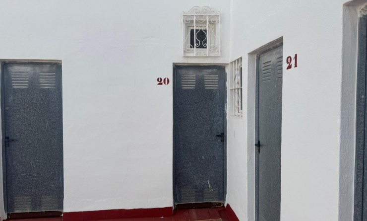 Sale - Apartamento - Torrevieja - Playa del Acequión