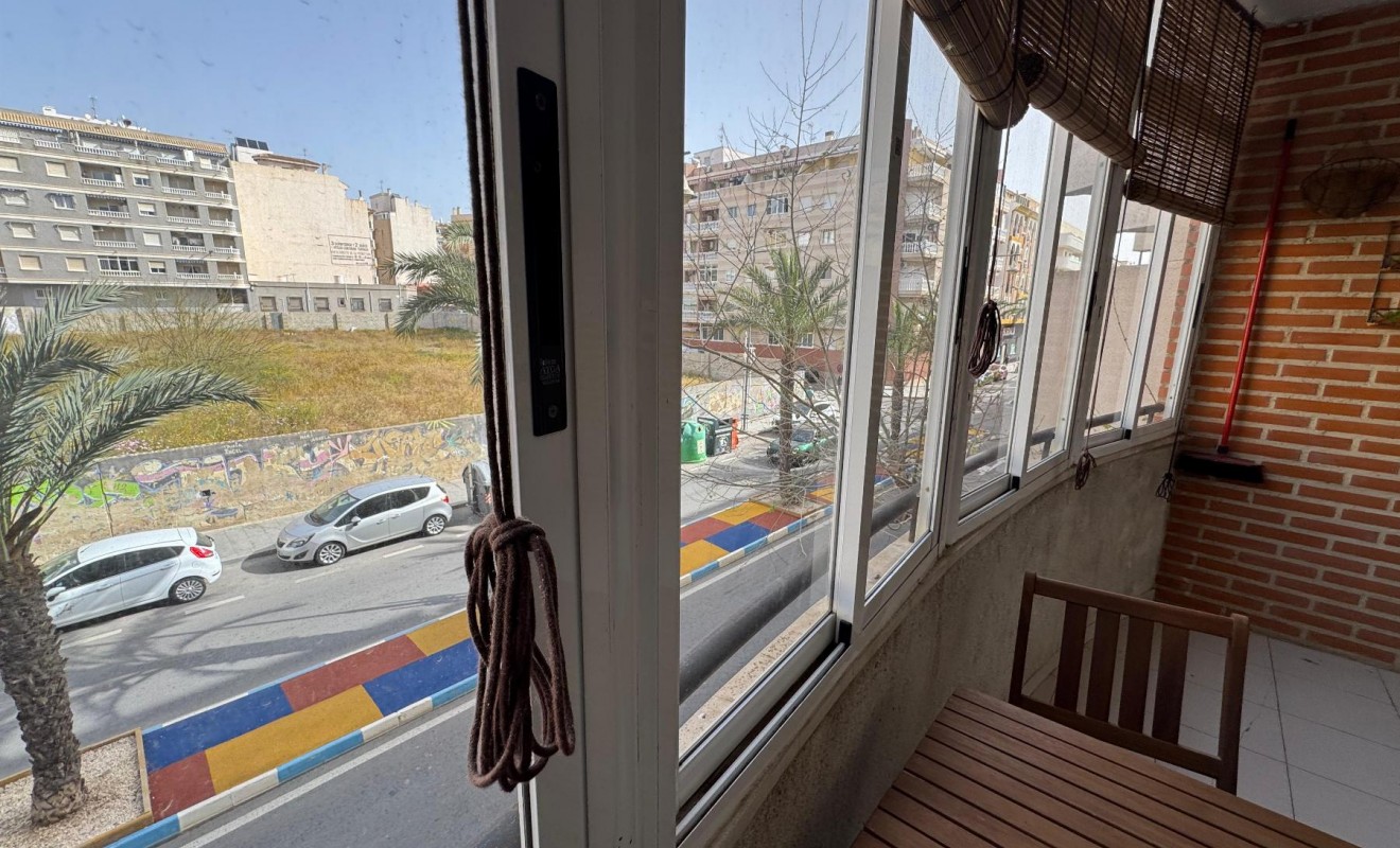 Sale - Estudio - Torrevieja - Playa de Los Locos-Curva del Palangre