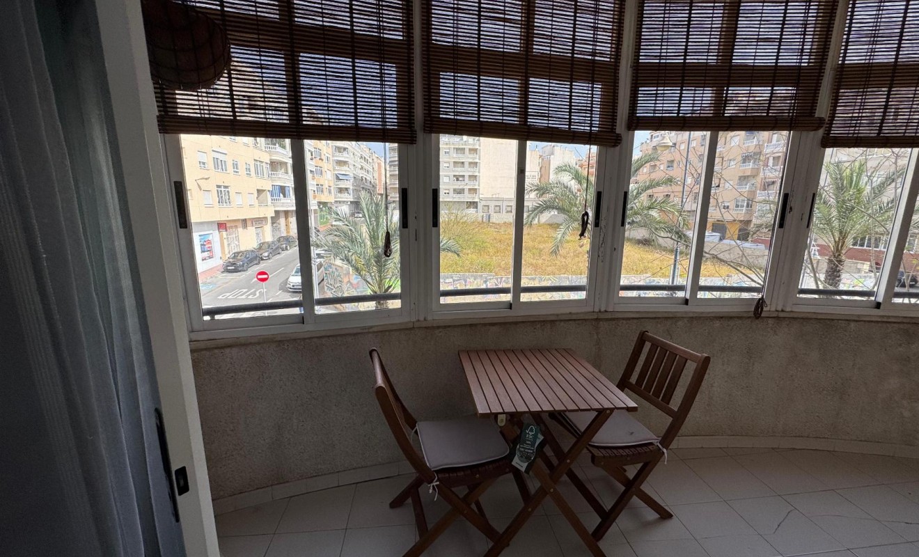 Sale - Estudio - Torrevieja - Playa de Los Locos-Curva del Palangre