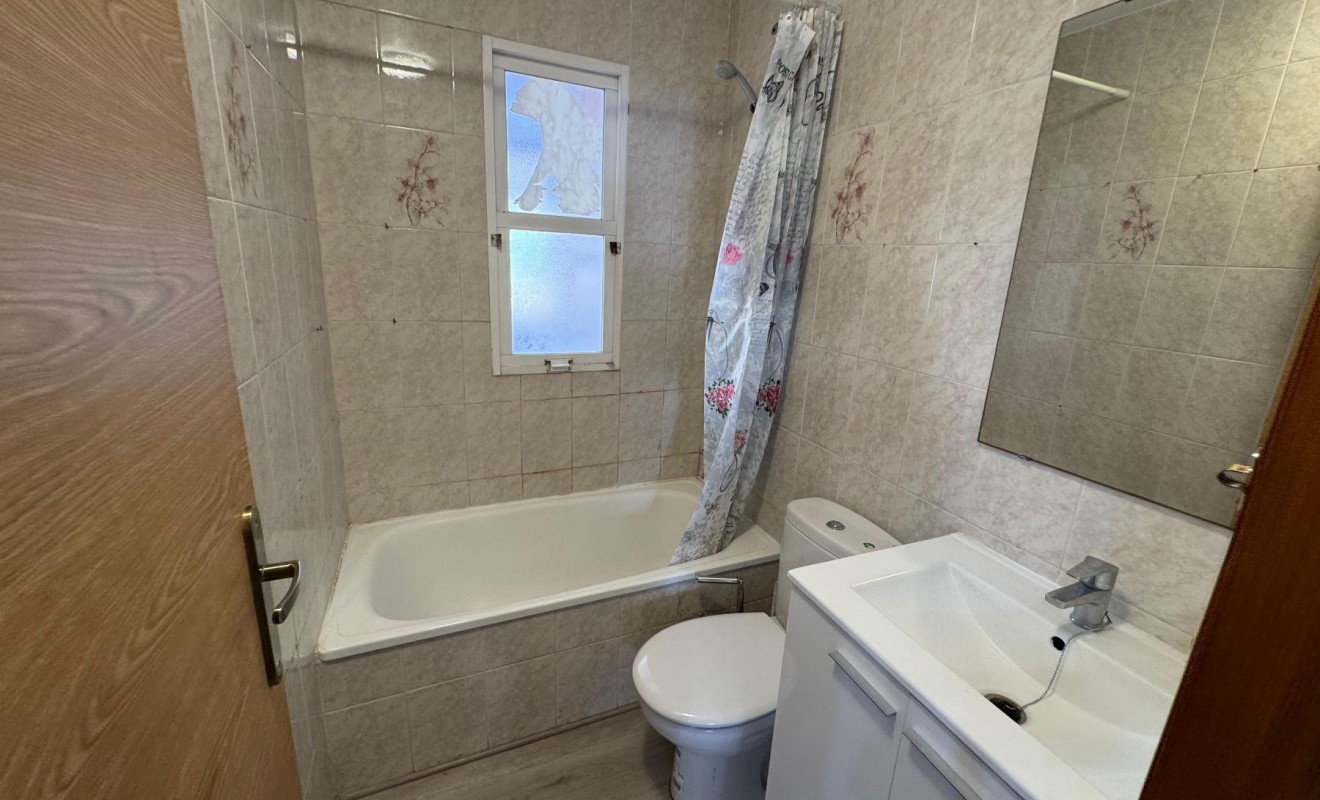 Sale - Estudio - Torrevieja - Playa de Los Locos-Curva del Palangre