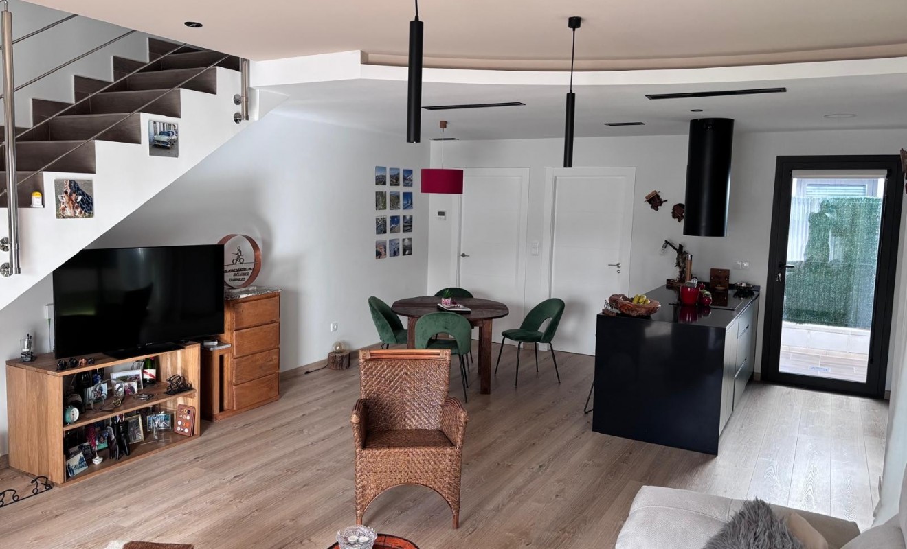 Wederverkoop - Semi Detached Villa - Los Montesinos - La Herada